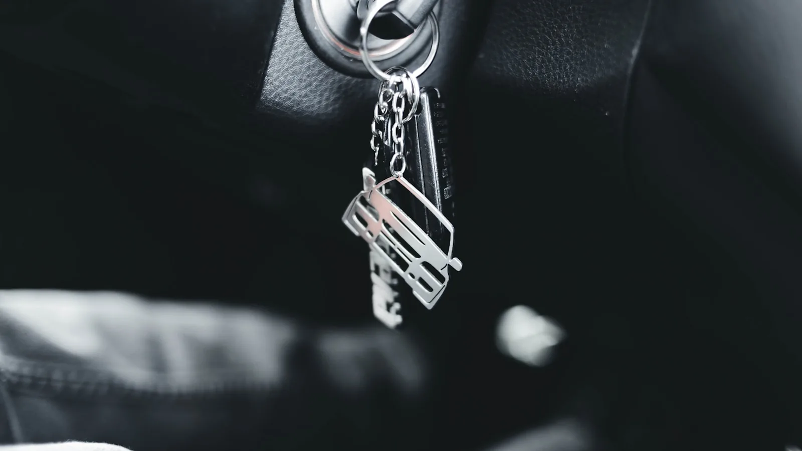 Vehicle part exchange handover with keys and valuation-ready car