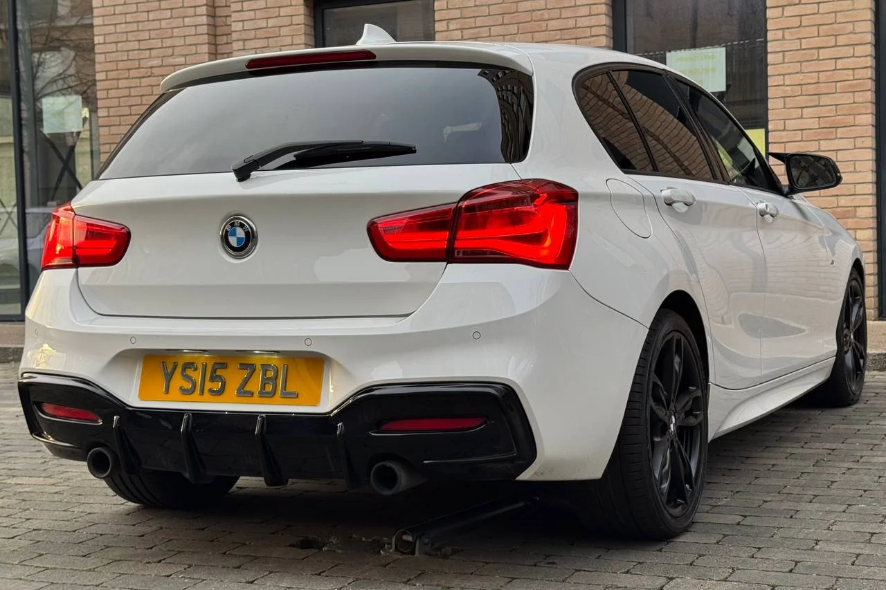 BMW 1 Series M135i 2015 gallery image 10