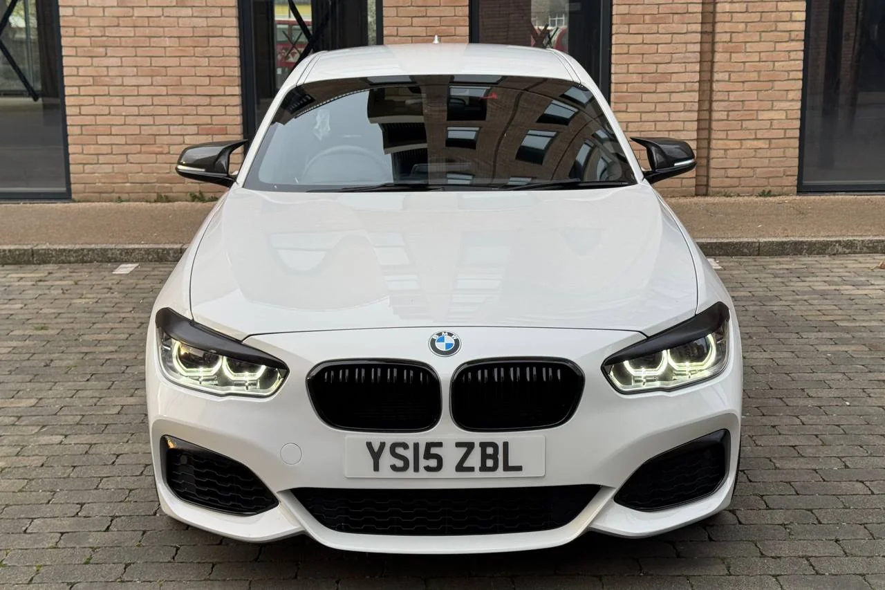 BMW 1 Series M135i 2015 gallery image 2