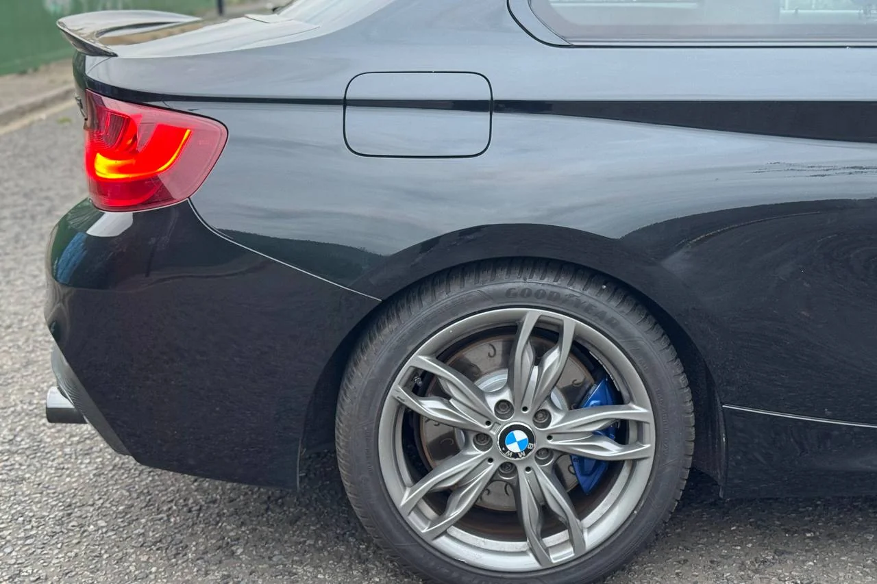 Thumbnail 10 for BMW 2 Series 235i 2015