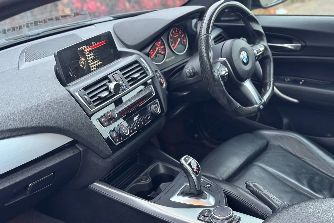 Thumbnail 16 for BMW 2 Series 235i 2015