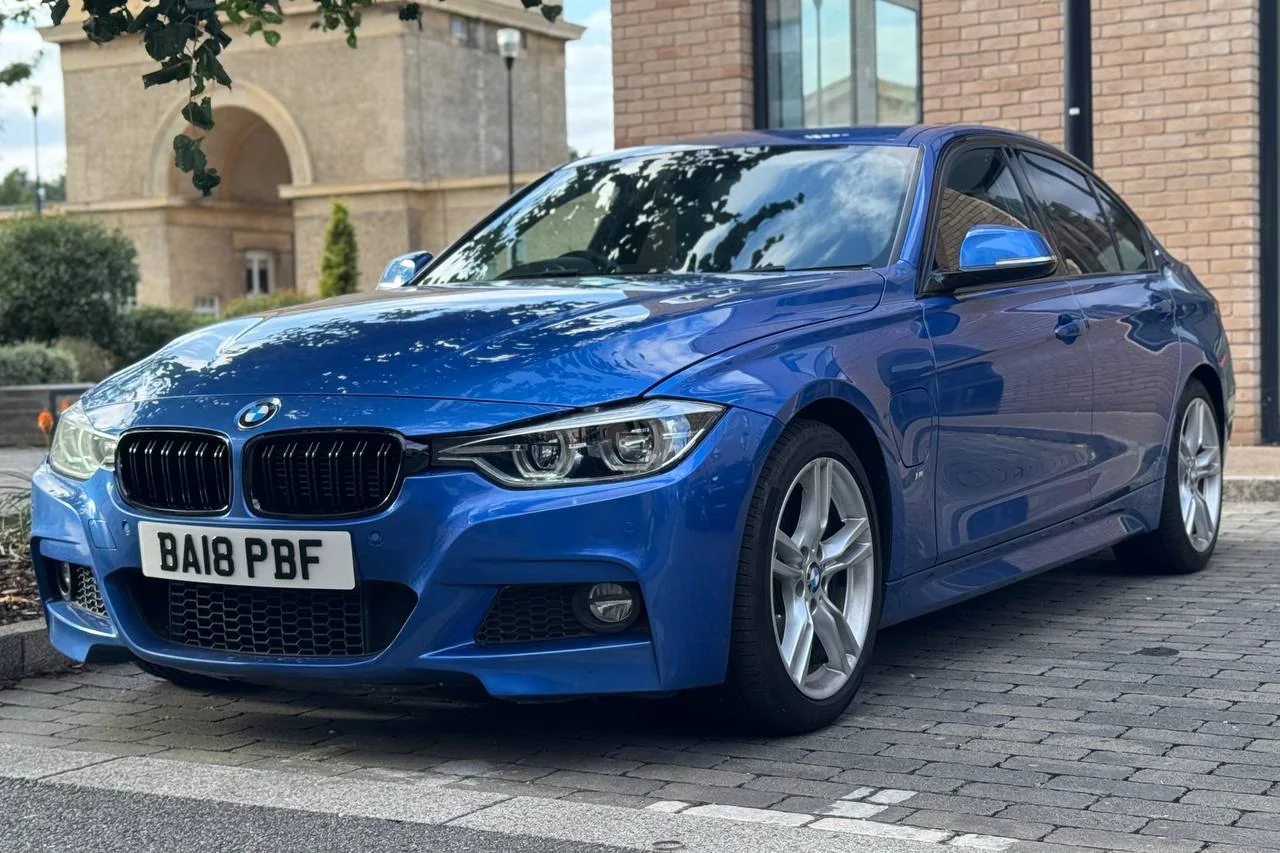 Thumbnail 8 for BMW 3 Series 330e 2018