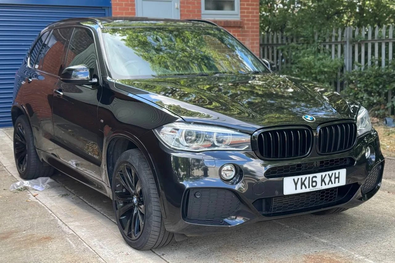 Thumbnail 1 for BMW X5 M Sport 2016