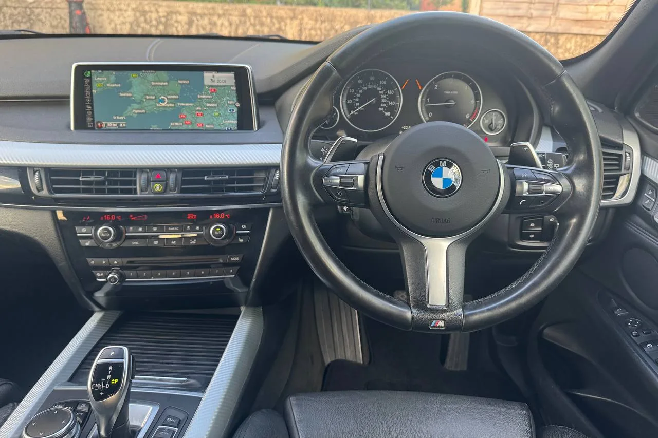 BMW X5 M Sport 2016 gallery image 9