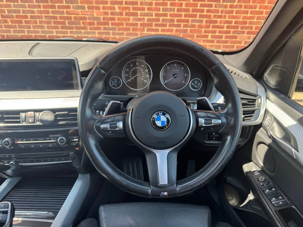 BMW X5 M Sport 2016 gallery image 12