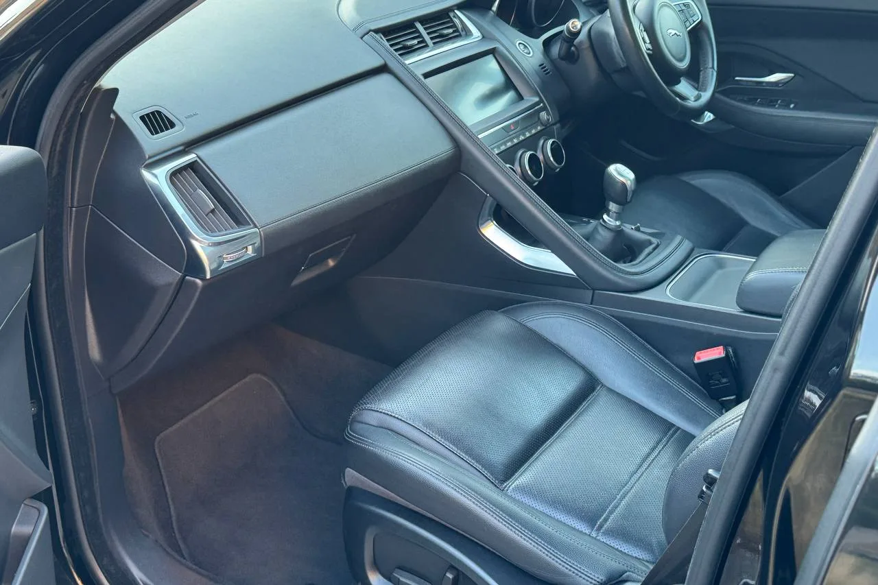 Jaguar E-Pace S 2018 gallery image 15