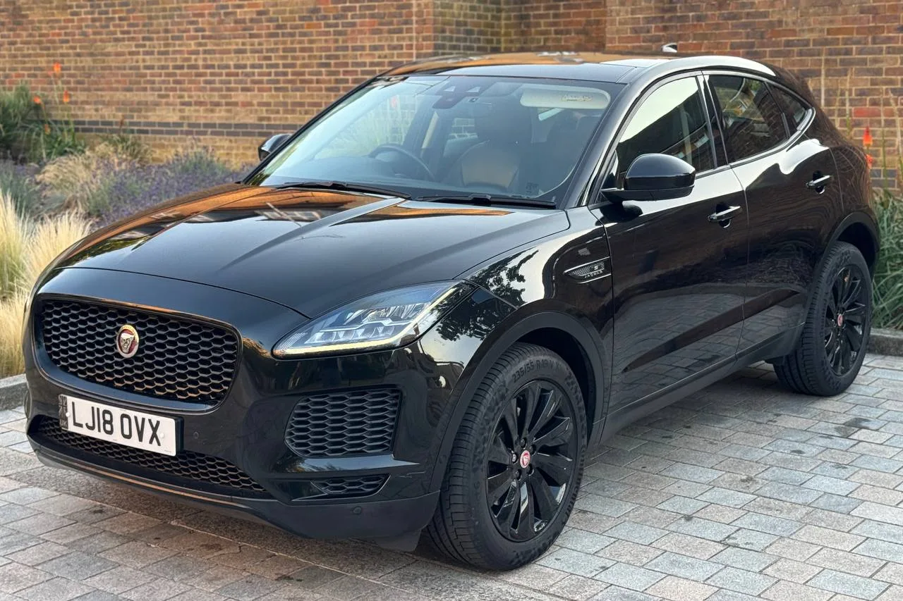 Jaguar E-Pace S 2018 gallery image 3