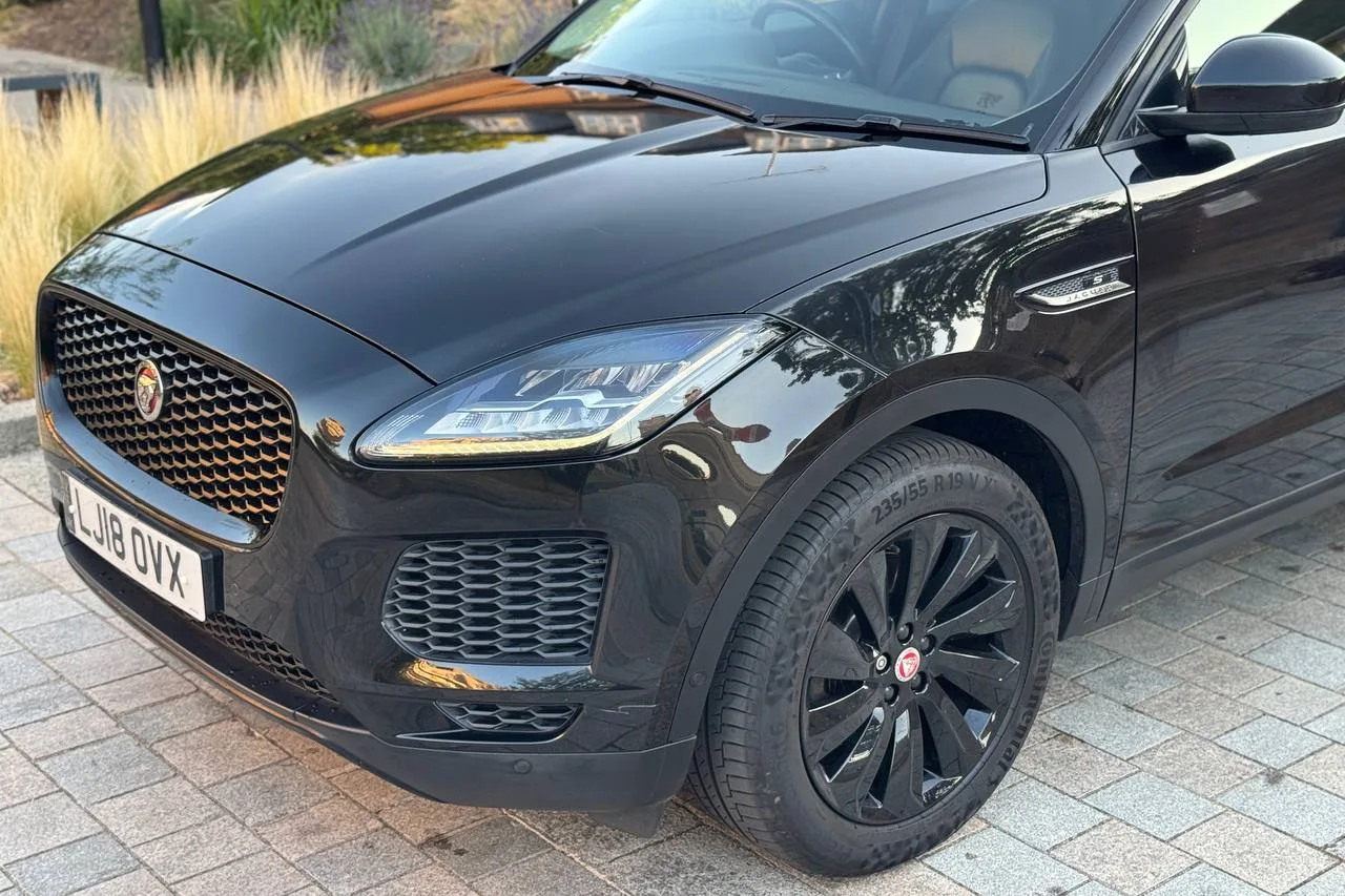 Jaguar E-Pace S 2018 gallery image 8