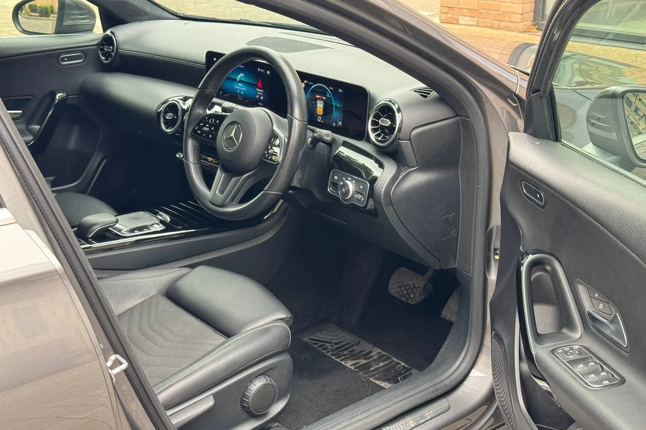 Mercedes A-Class 2018 gallery image 13