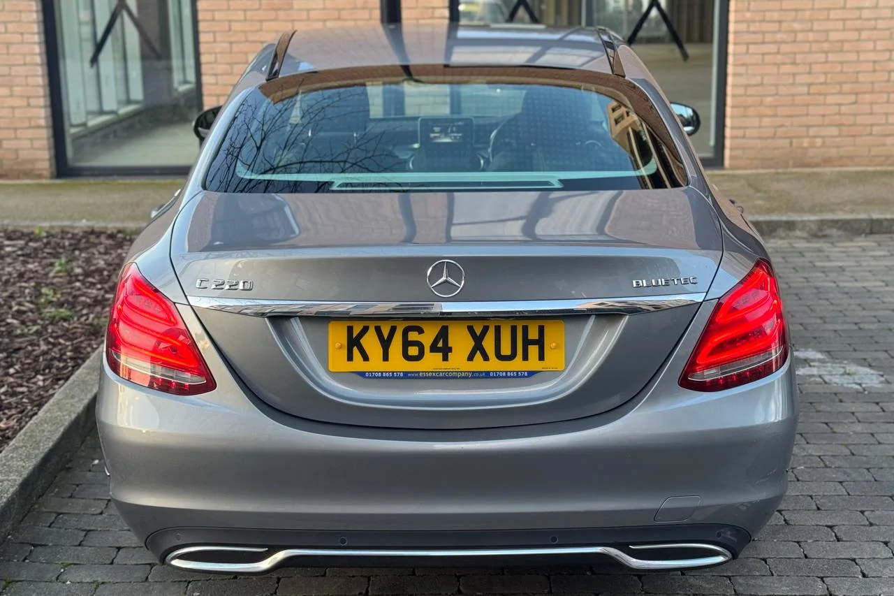 Thumbnail 5 for Mercedes C Class Sport C220 2014