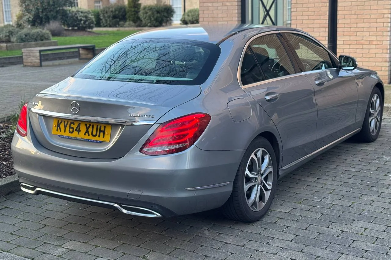 Thumbnail 6 for Mercedes C Class Sport C220 2014